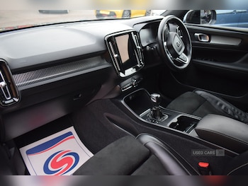 Used Volvo XC40 2021 for sale - 76175731: Photo 3