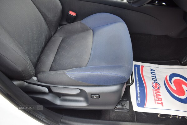 Used Toyota C-HR 2017 for sale - 76190224: Photo 21