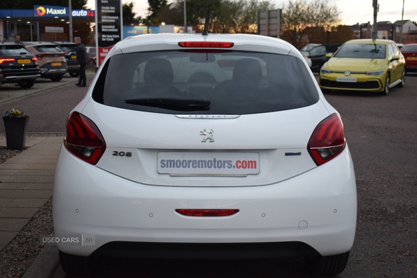 Used Peugeot 208 2017 for sale - 76539239: Photo 25