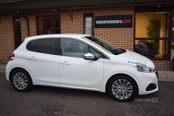 Used Peugeot 208 2017 for sale - 76539239: Photo 3