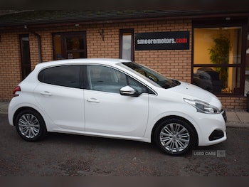 Used Peugeot 208 2017 for sale - 76539239: Photo