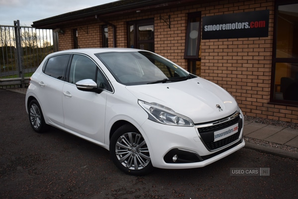 Used Peugeot 208 2017 for sale - 76634458: Photo 1