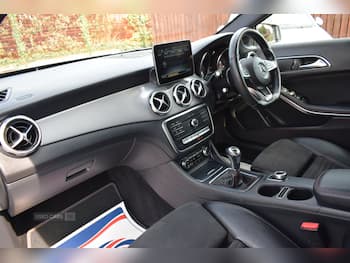 Used Mercedes-Benz GLA 2018 for sale - 79678099: Photo