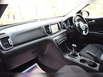 Used Kia Sportage 2018 for sale - 78449285: Photo
