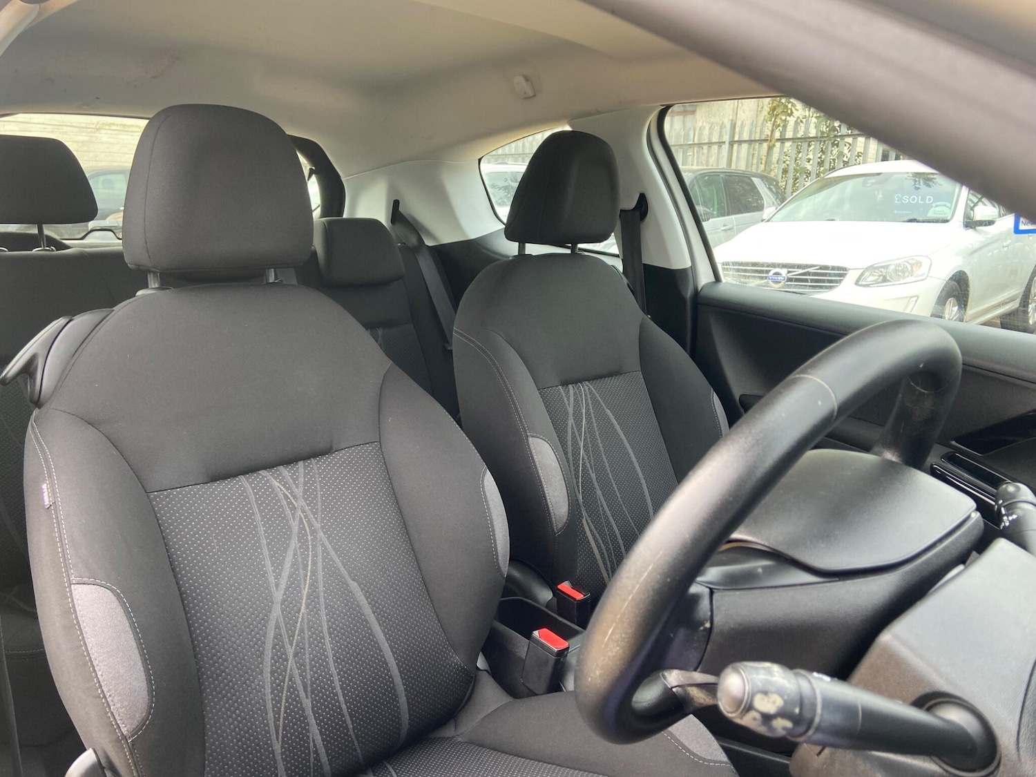 Used Peugeot 208 2014 for sale - 76200291: Photo 25