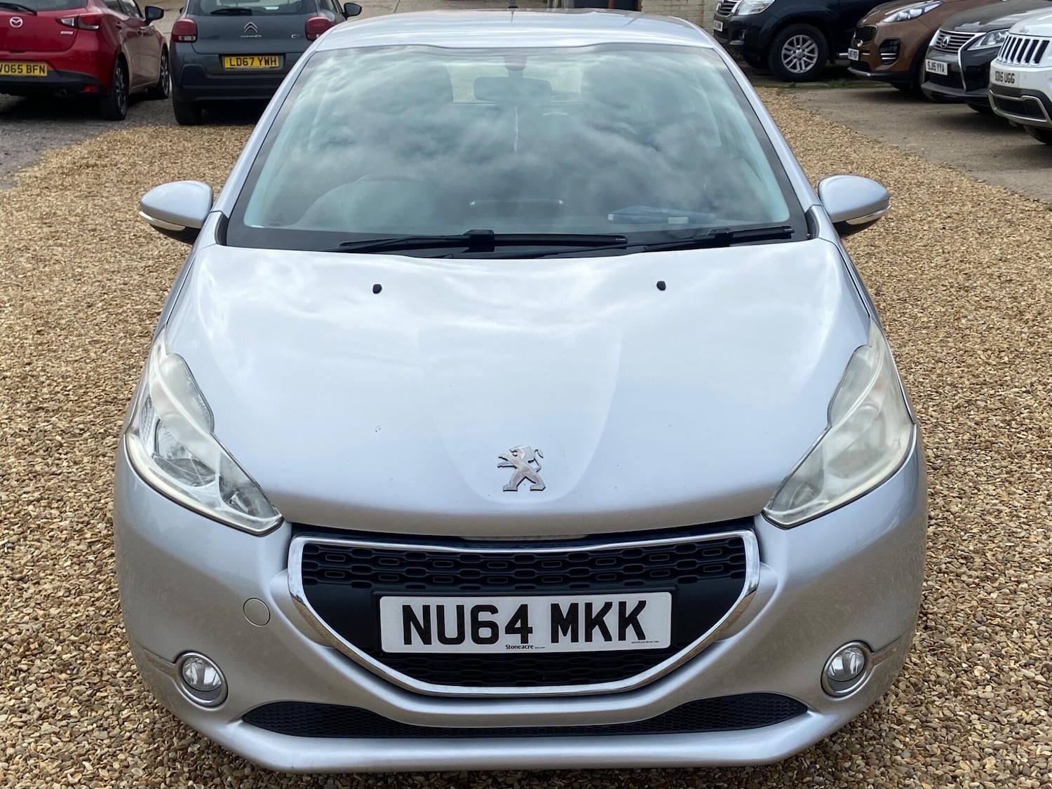 Used Peugeot 208 2014 for sale - 76200291: Photo 3