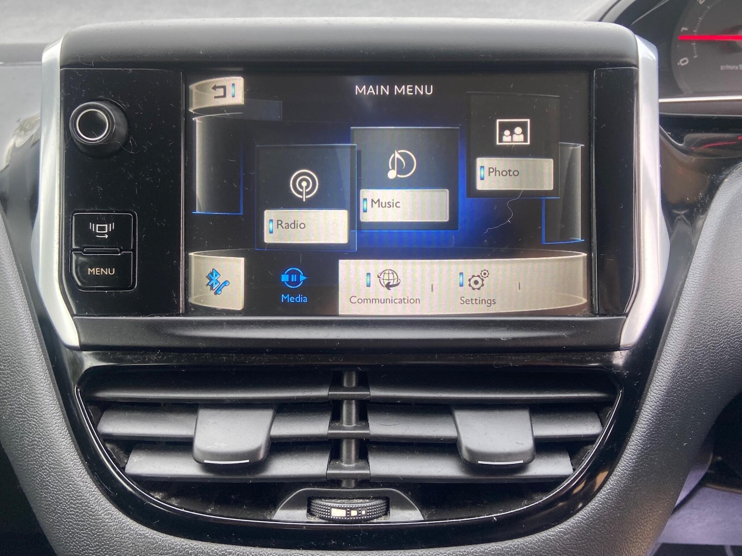 Used Peugeot 208 2014 for sale - 76200291: Photo 36