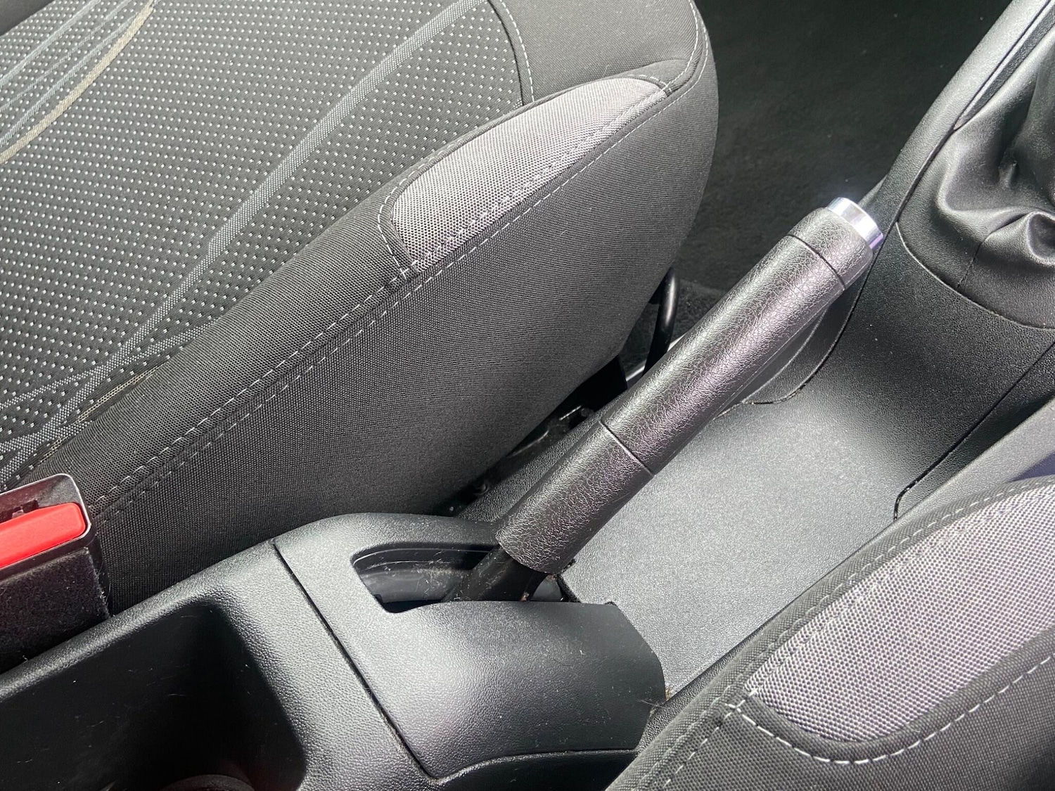 Used Peugeot 208 2014 for sale - 76200291: Photo 37