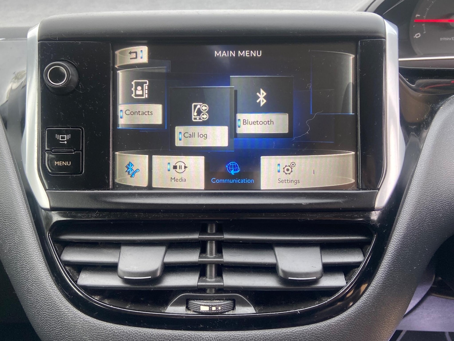 Used Peugeot 208 2014 for sale - 76200291: Photo 39