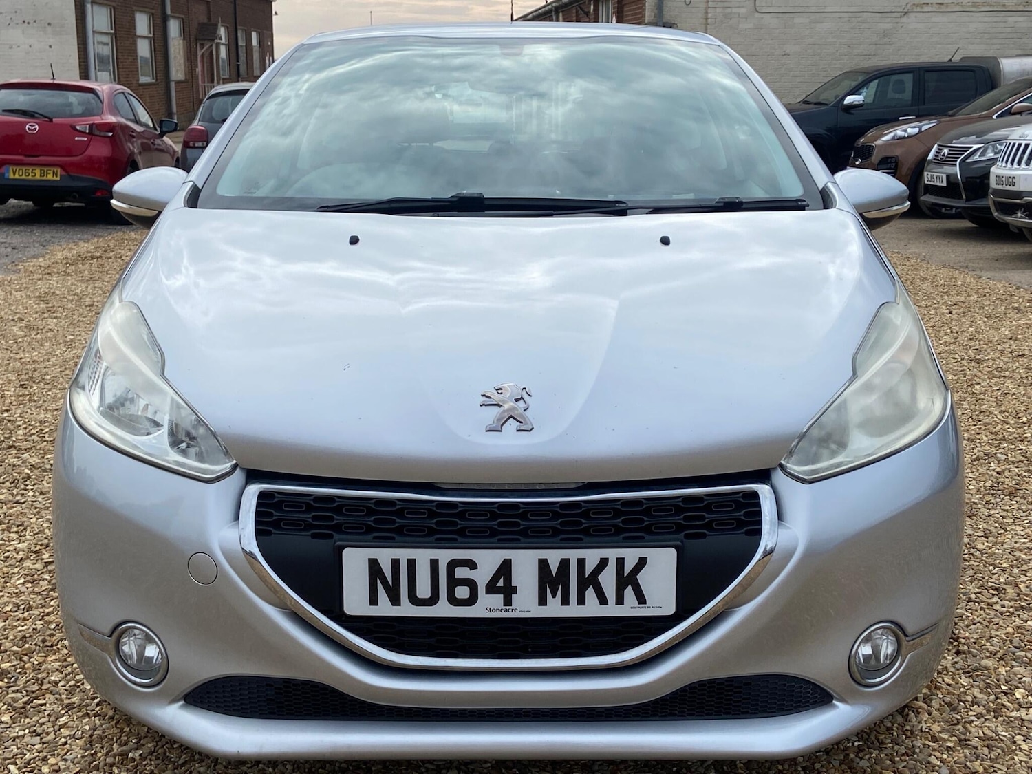 Used Peugeot 208 2014 for sale - 76200291: Photo 4