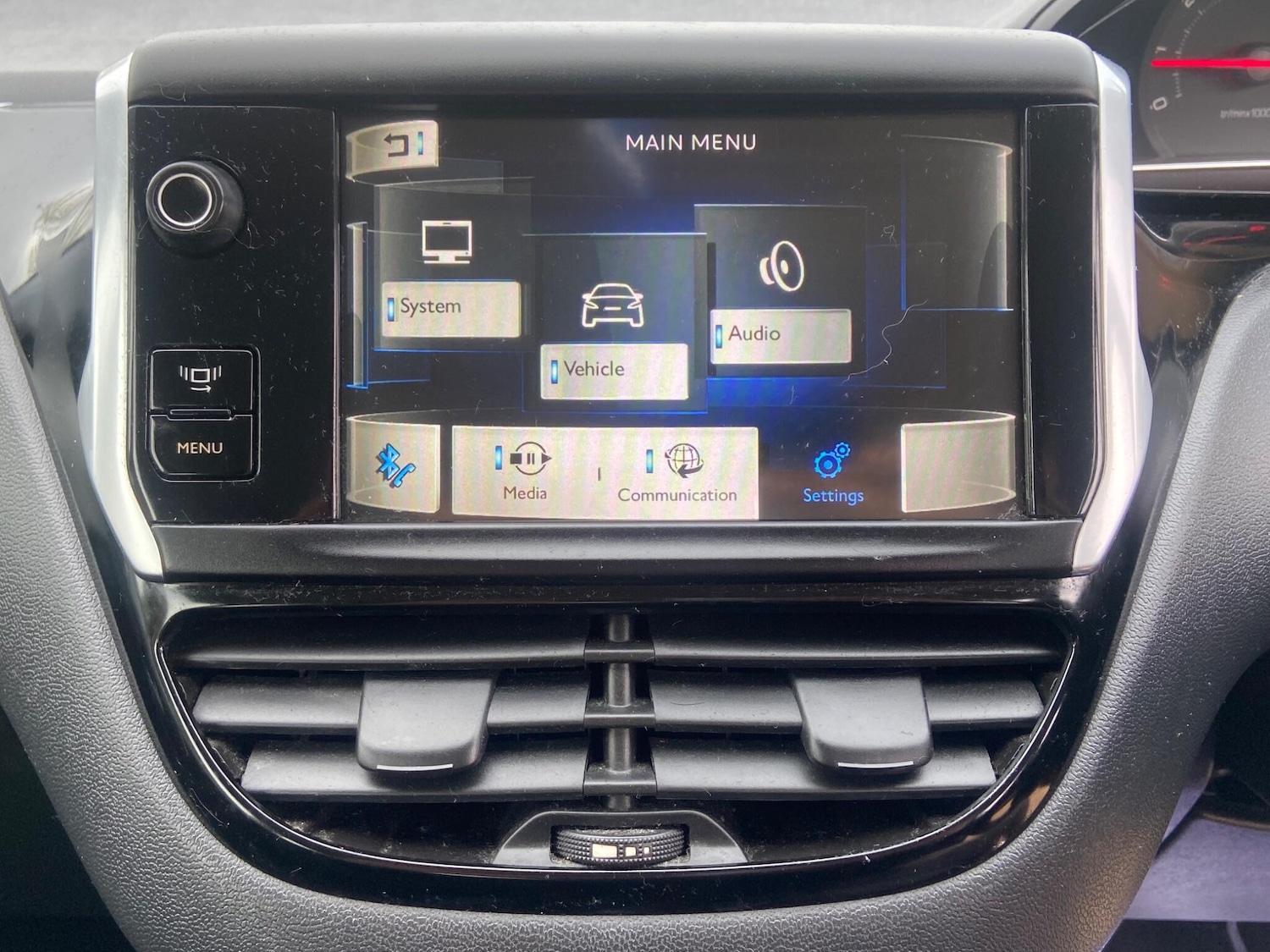 Used Peugeot 208 2014 for sale - 76200291: Photo 40