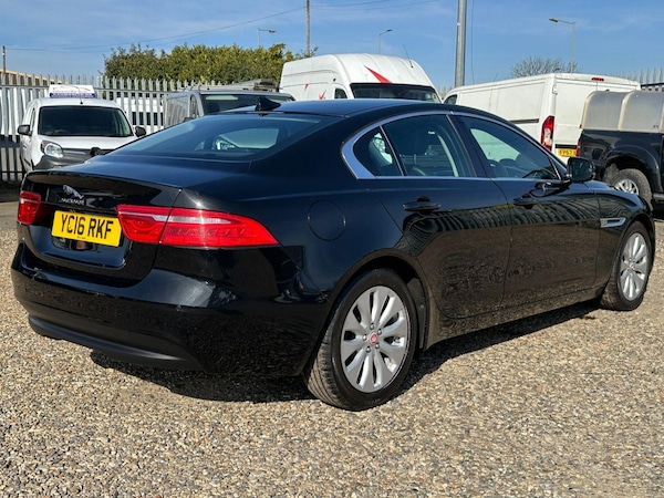 Used Jaguar XE 2016 for sale - 75589032: Photo 10