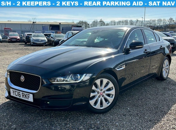 Used Jaguar XE 2016 for sale - 75589032: Photo 2