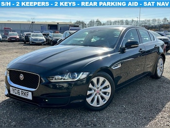Used Jaguar XE 2016 for sale - 75589032: Photo