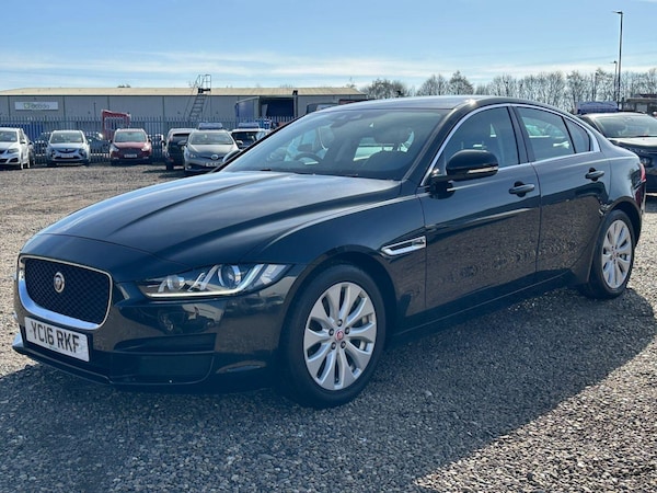 Used Jaguar XE 2016 for sale - 75589032: Photo 8