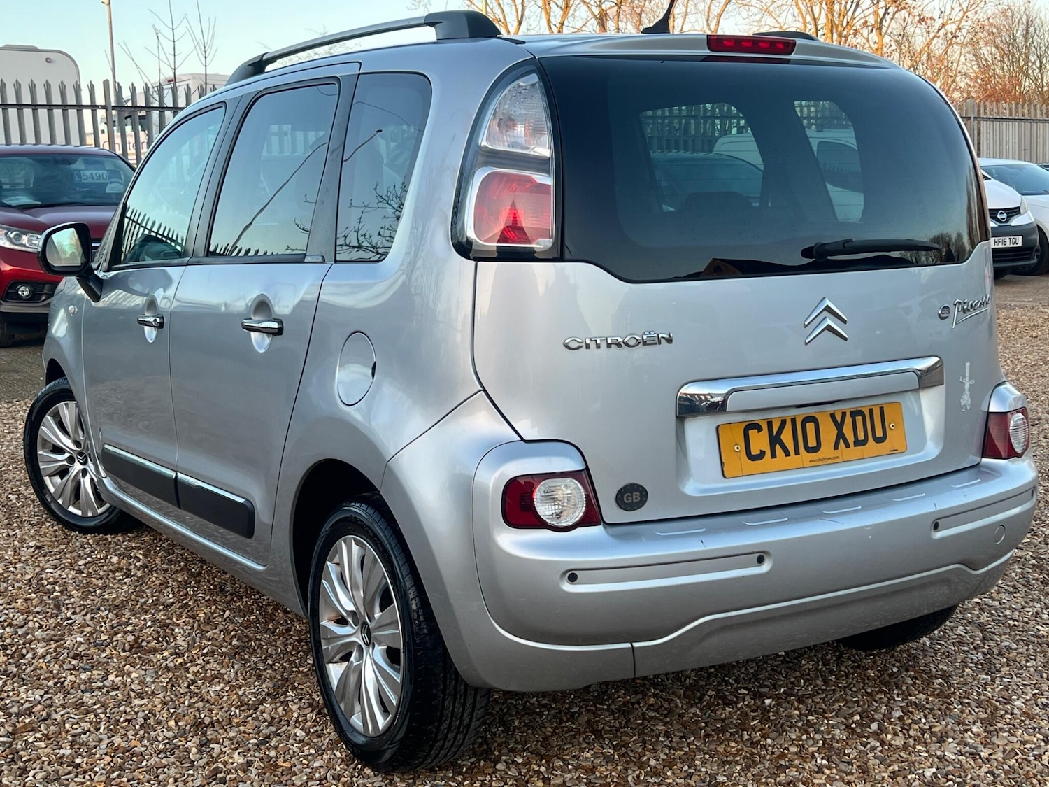 Used Citroen C3 Picasso for sale - 77015227: Photo 10