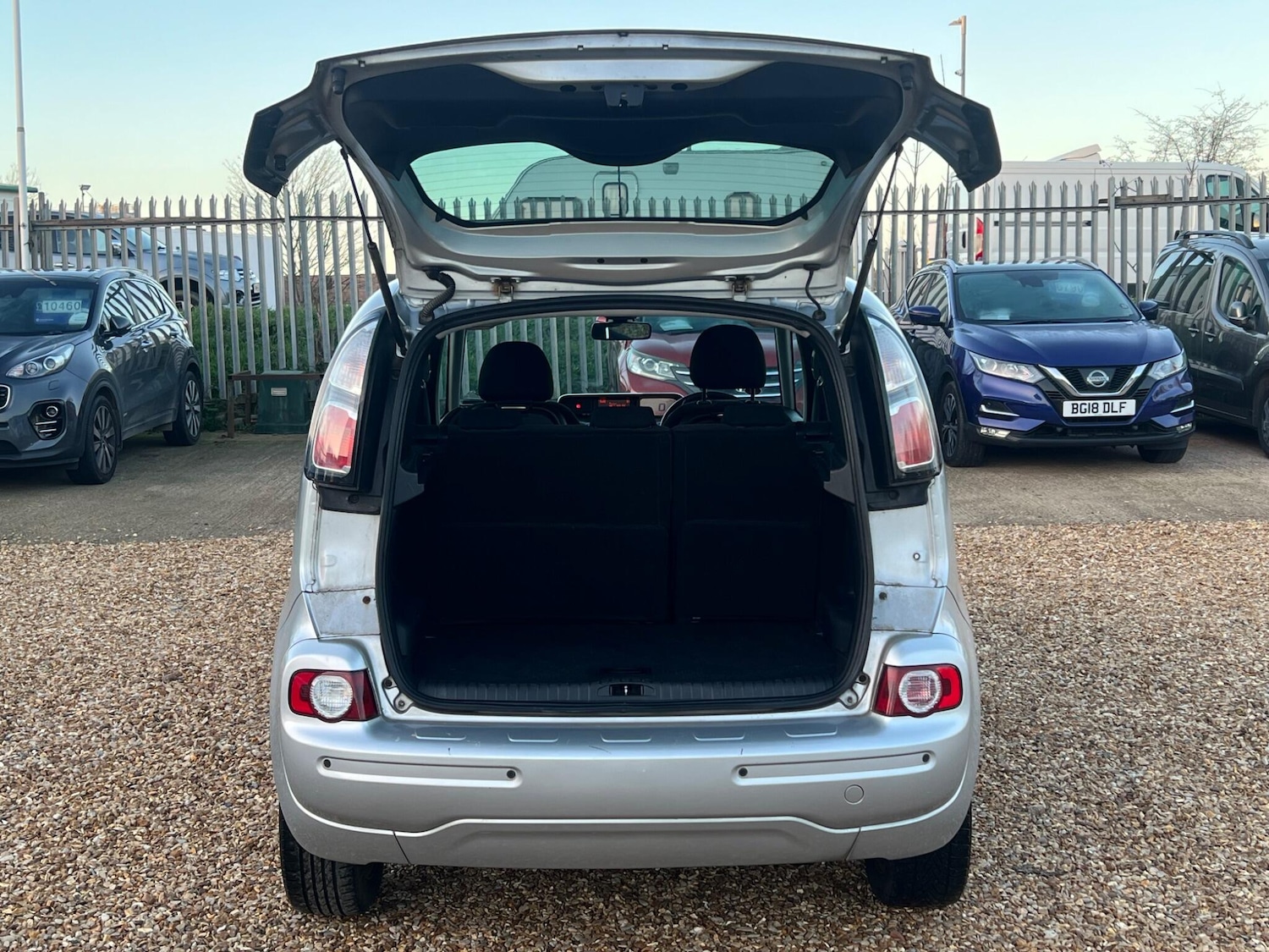 Used Citroen C3 Picasso for sale - 77015227: Photo 19