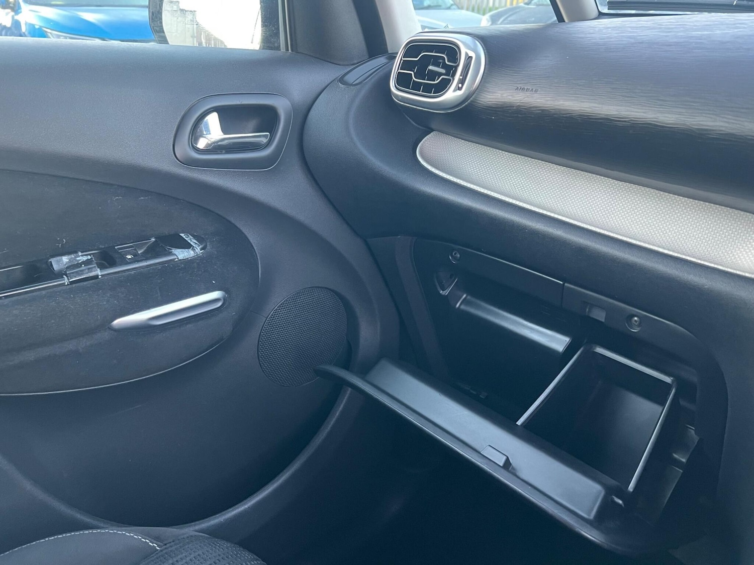 Used Citroen C3 Picasso for sale - 77015227: Photo 36