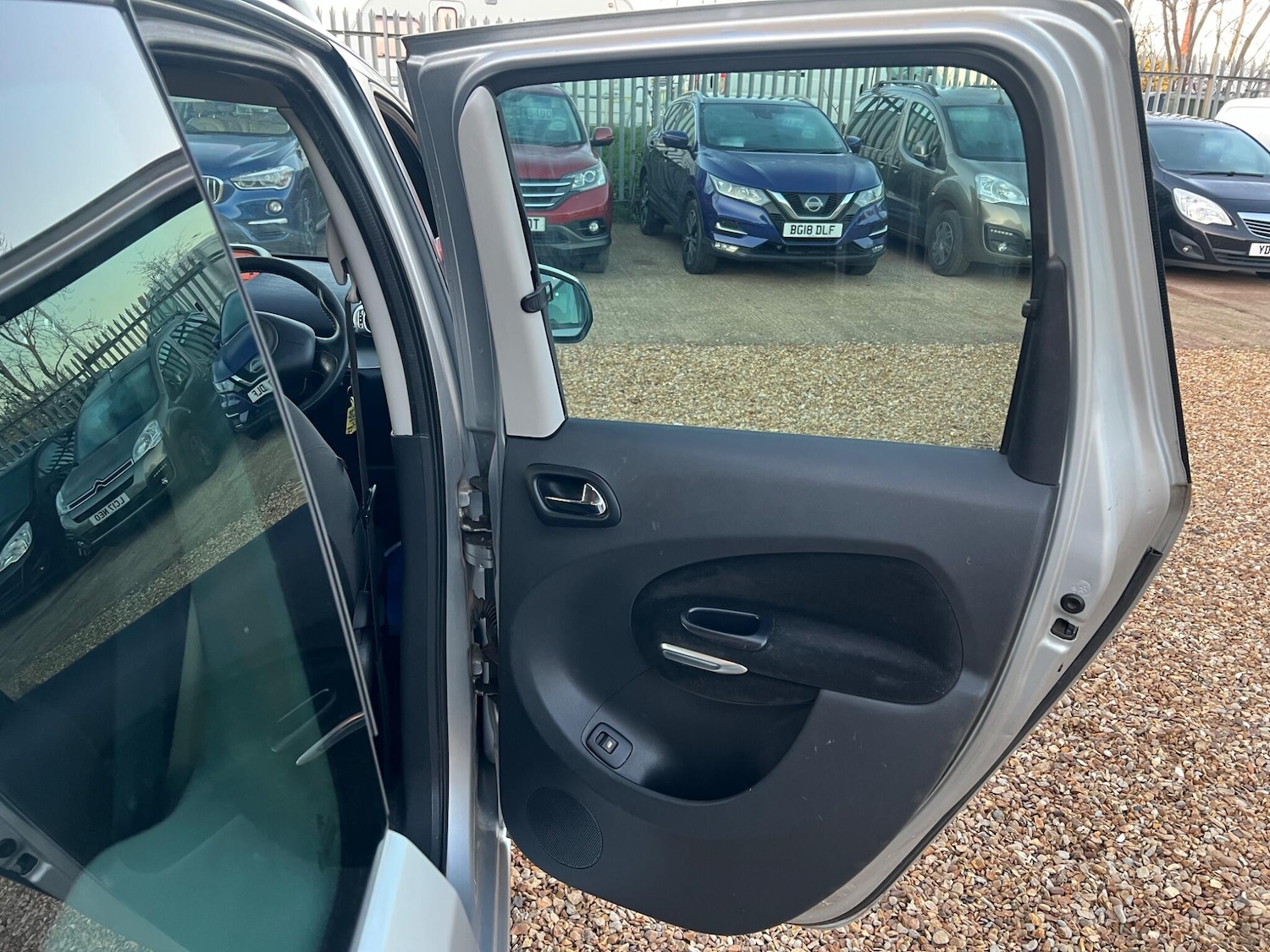 Used Citroen C3 Picasso for sale - 77015227: Photo 39