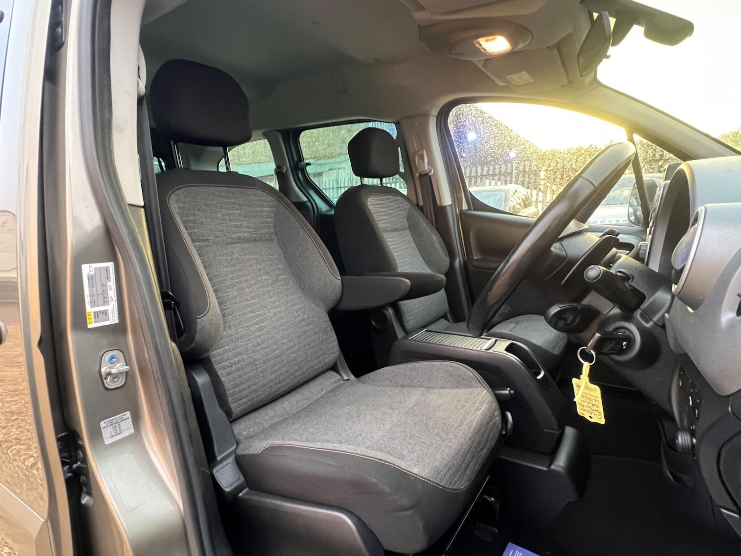 Used Citroen Berlingo 2017 for sale - 76409369: Photo 24