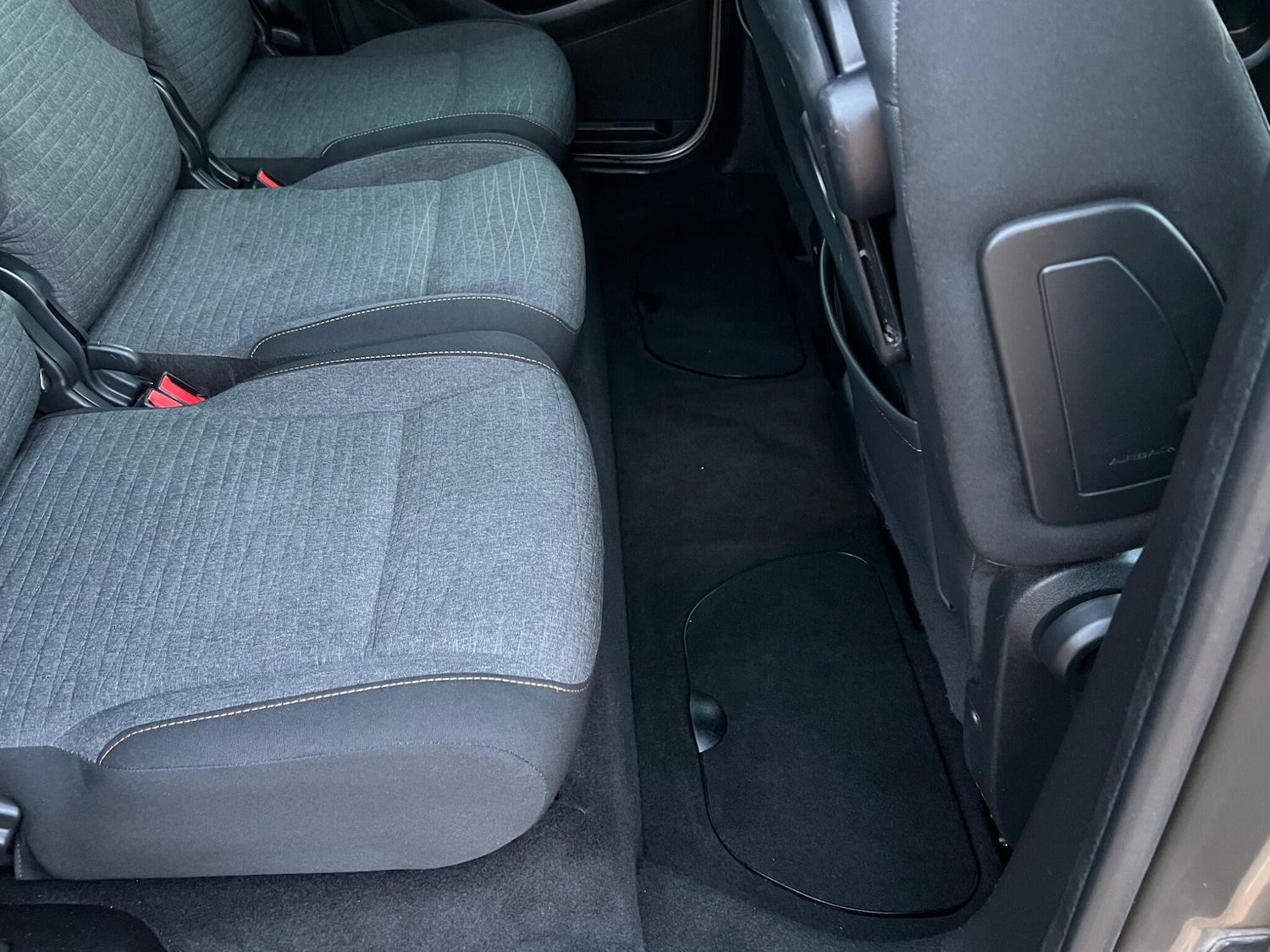 Used Citroen Berlingo 2017 for sale - 76409369: Photo 55