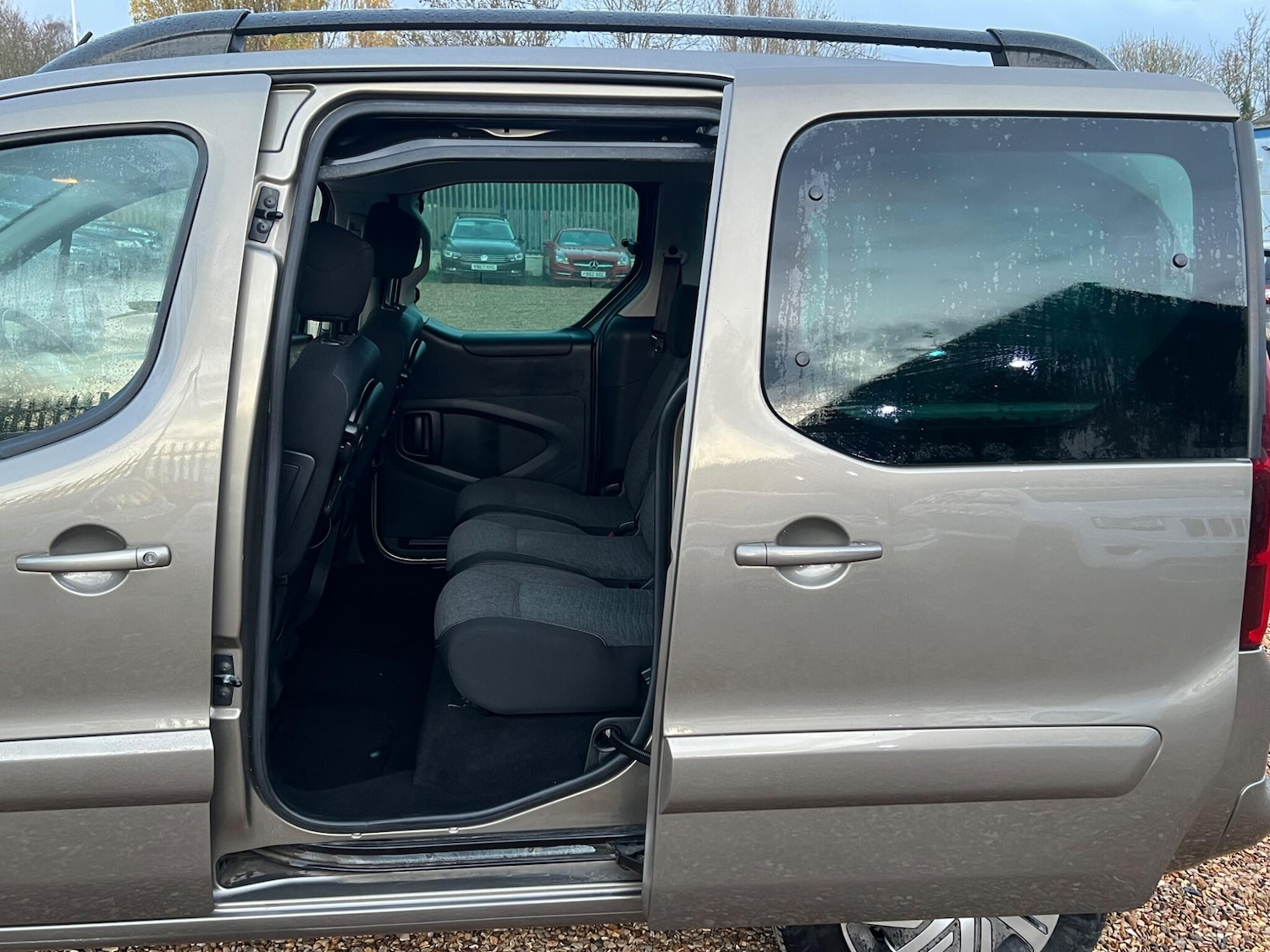 Used Citroen Berlingo 2017 for sale - 76409369: Photo 58