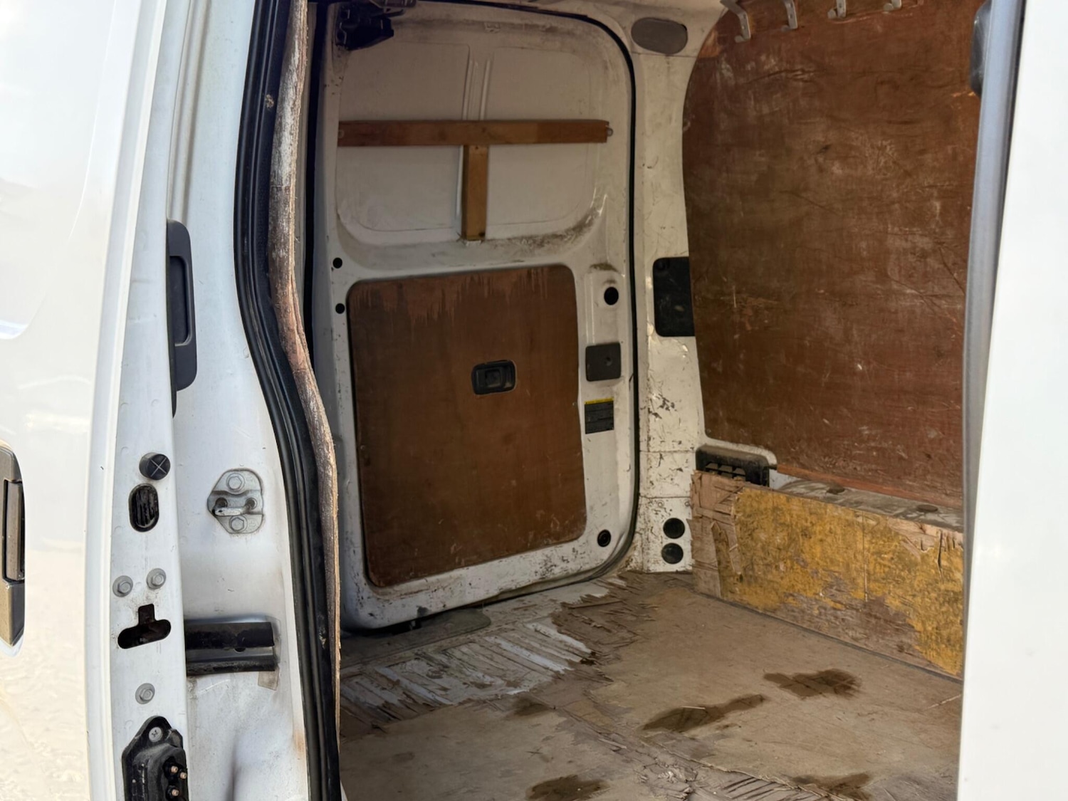 Used Nissan NV200 2016 for sale - 76042573: Photo 16