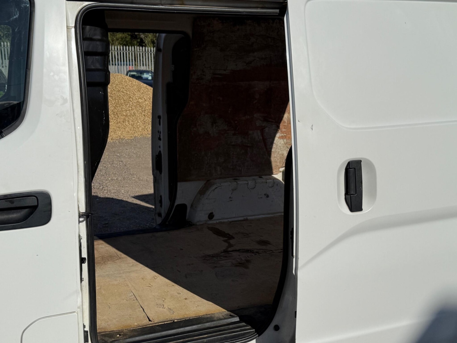 Used Nissan NV200 2016 for sale - 76042573: Photo 18