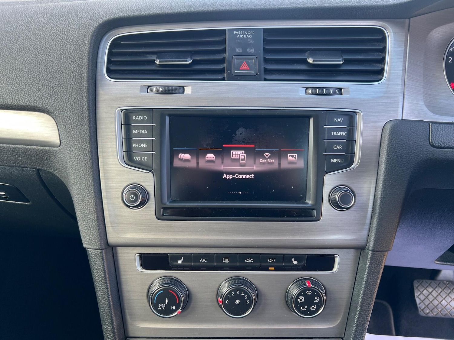 Used Volkswagen Golf 2016 for sale - 77511329: Photo 37