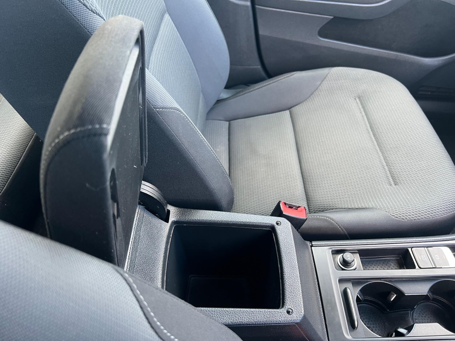 Used Volkswagen Golf 2016 for sale - 77511329: Photo 57