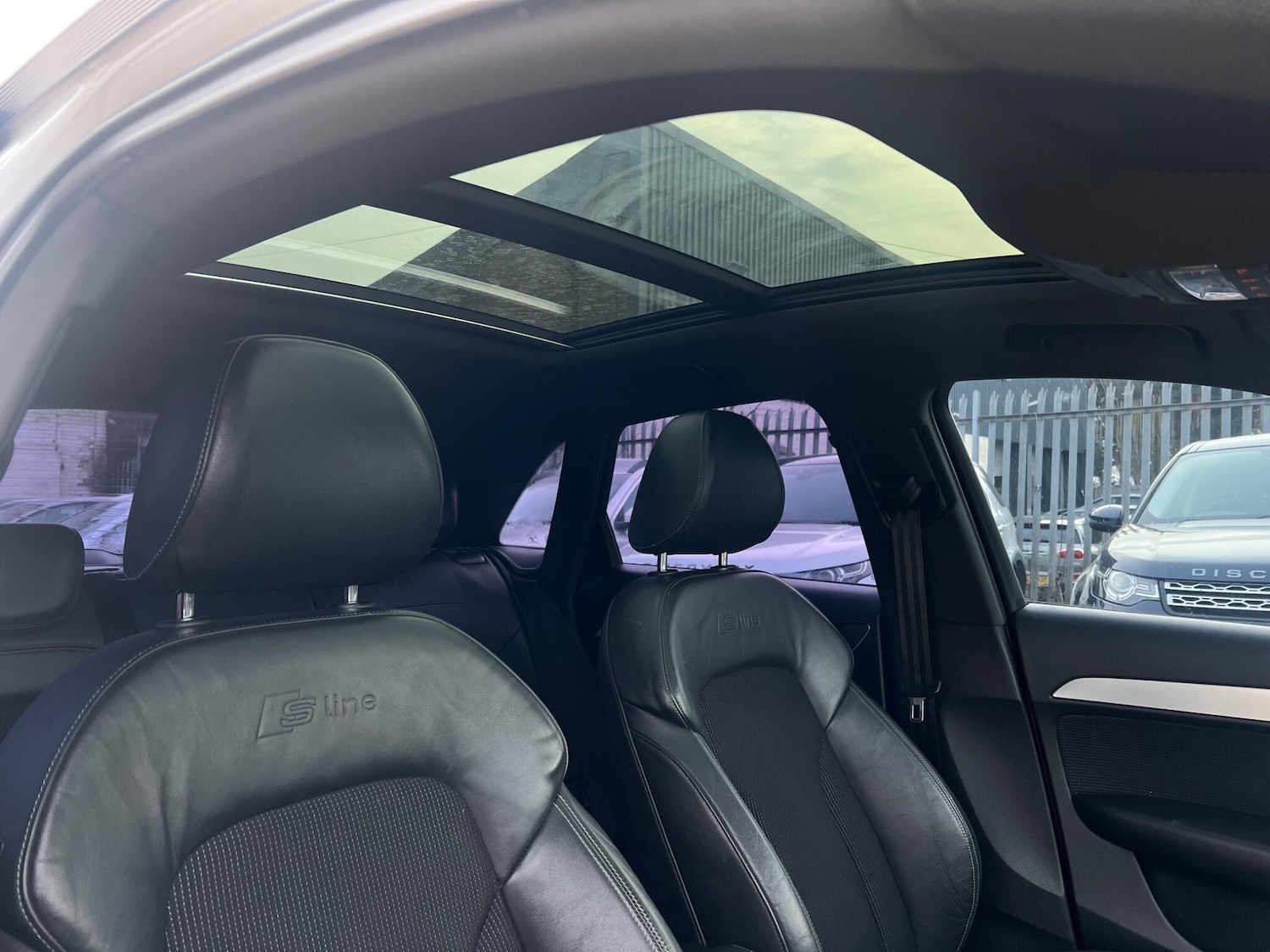 Used Audi Q3 2012 for sale - 77645751: Photo 31