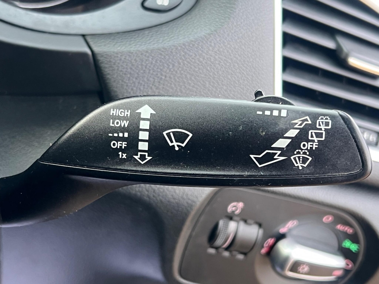 Used Audi Q3 2012 for sale - 77645751: Photo 40