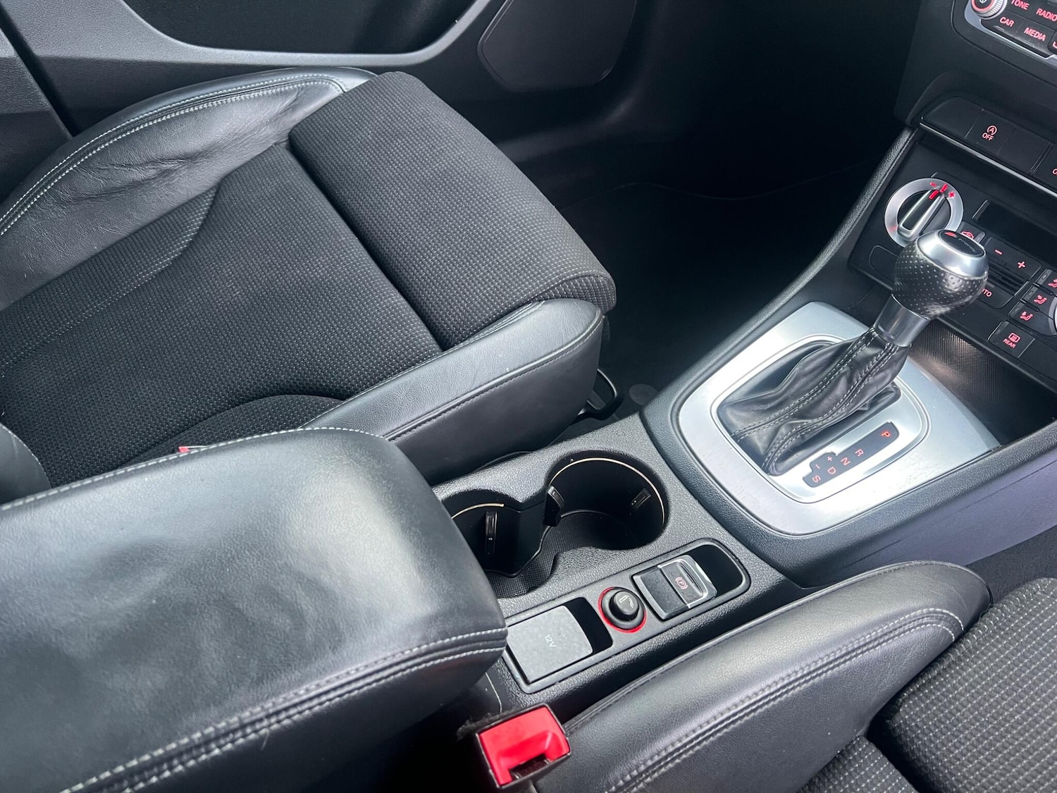 Used Audi Q3 2012 for sale - 77645751: Photo 51