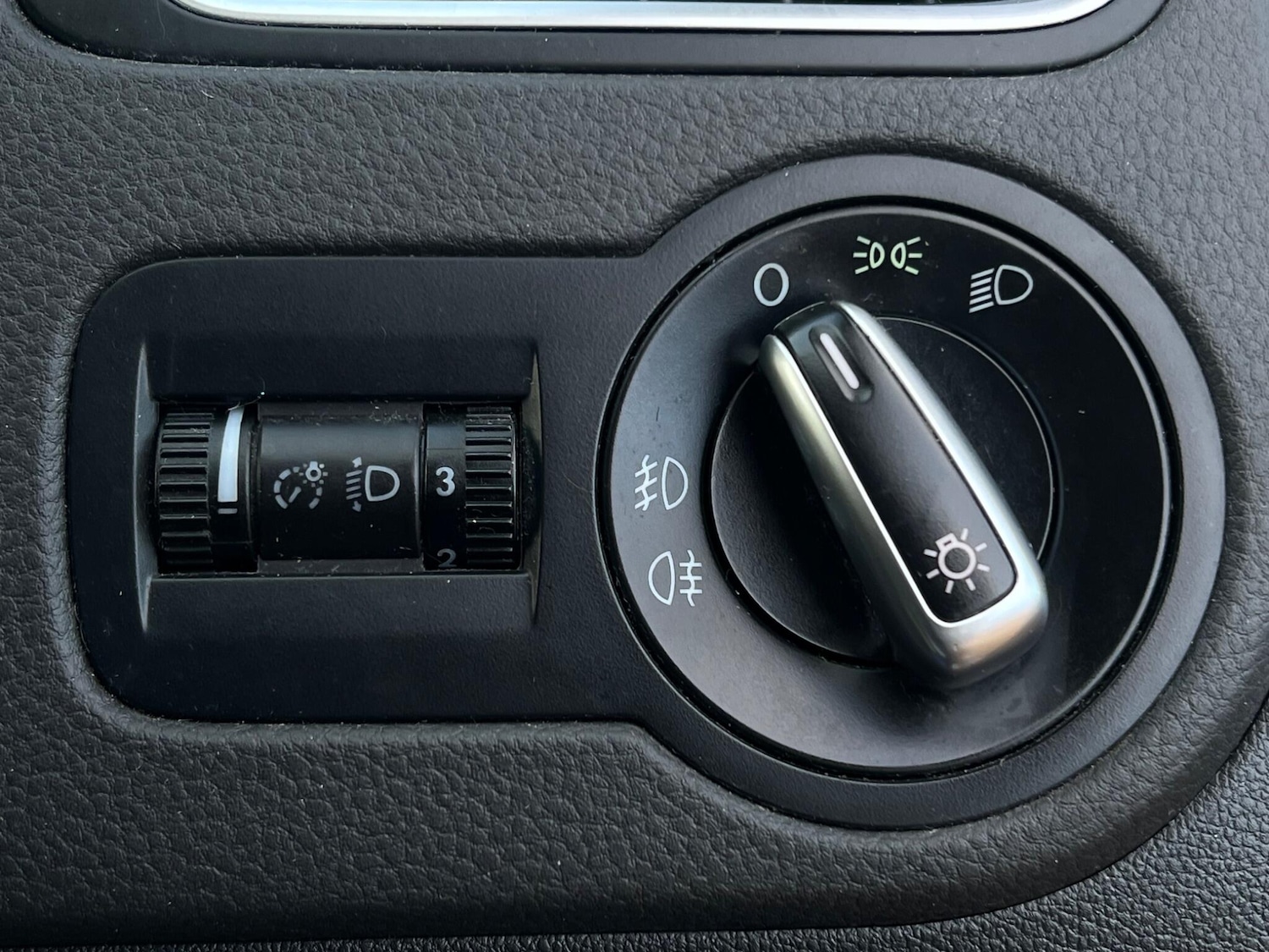 Used Volkswagen Polo 2013 for sale - 76849921: Photo 29