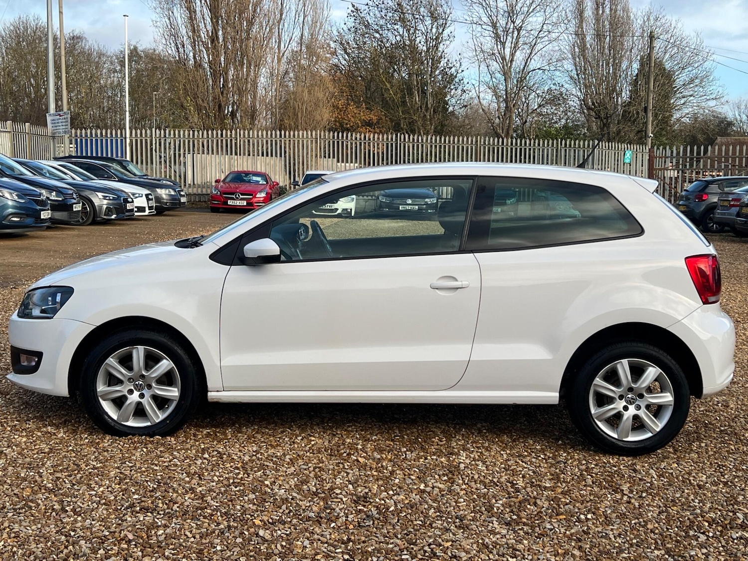 Used Volkswagen Polo 2013 for sale - 76849921: Photo 8