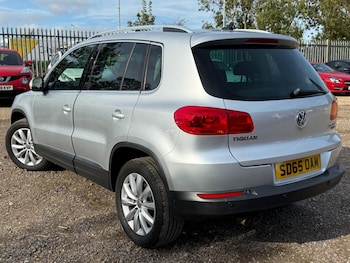 Used Volkswagen Tiguan 2015 for sale - 76002201: Photo