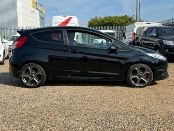 Used Ford Fiesta 2017 for sale - 74922383: Photo