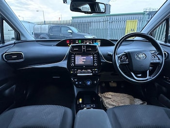 Used Toyota Prius 2019 for sale - 75600579: Photo