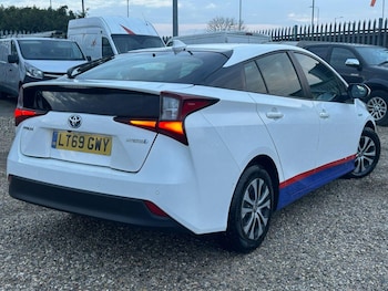 Used Toyota Prius 2019 for sale - 75600579: Photo