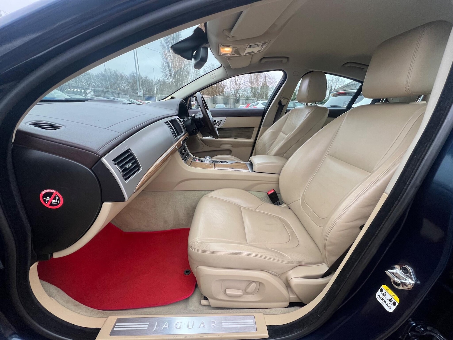 Used Jaguar XF 2013 for sale - 77645941: Photo 59