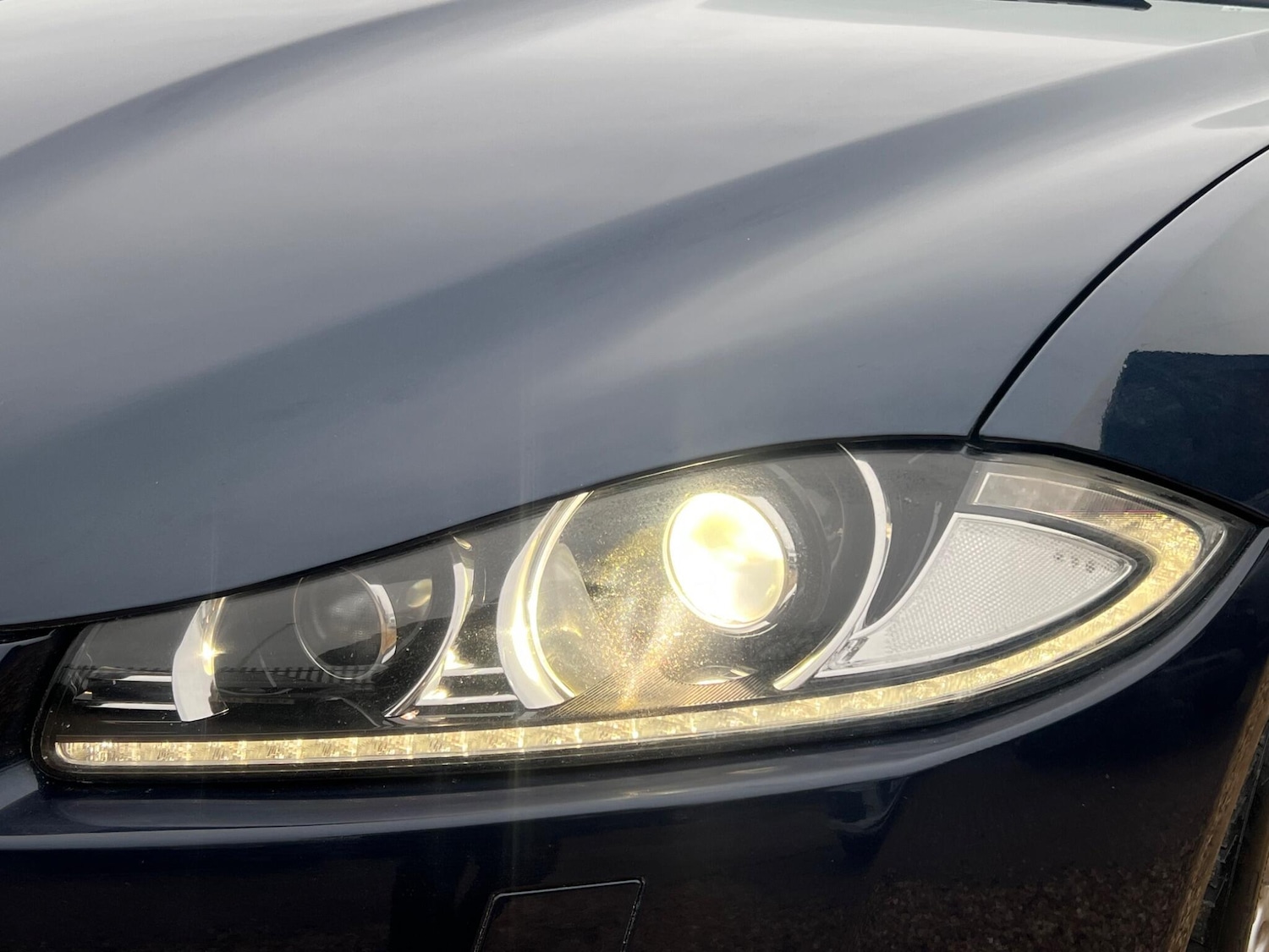 Used Jaguar XF 2013 for sale - 77645941: Photo 8