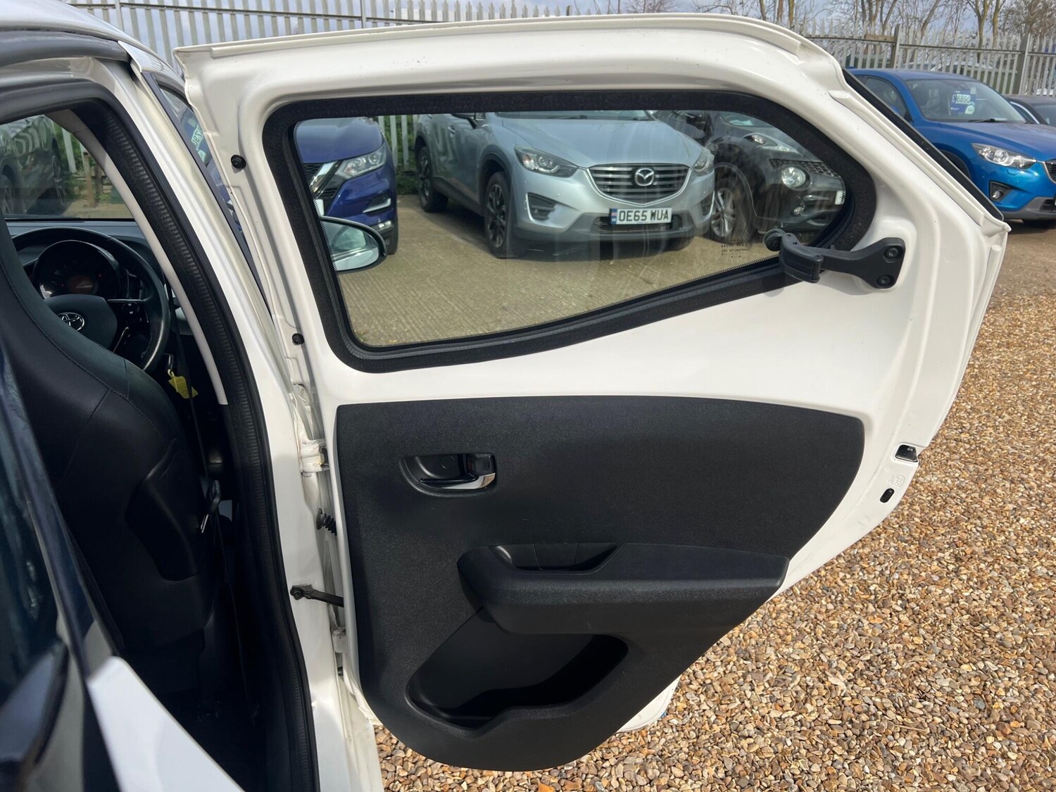 Used Toyota AYGO 2016 for sale - 77496693: Photo 48