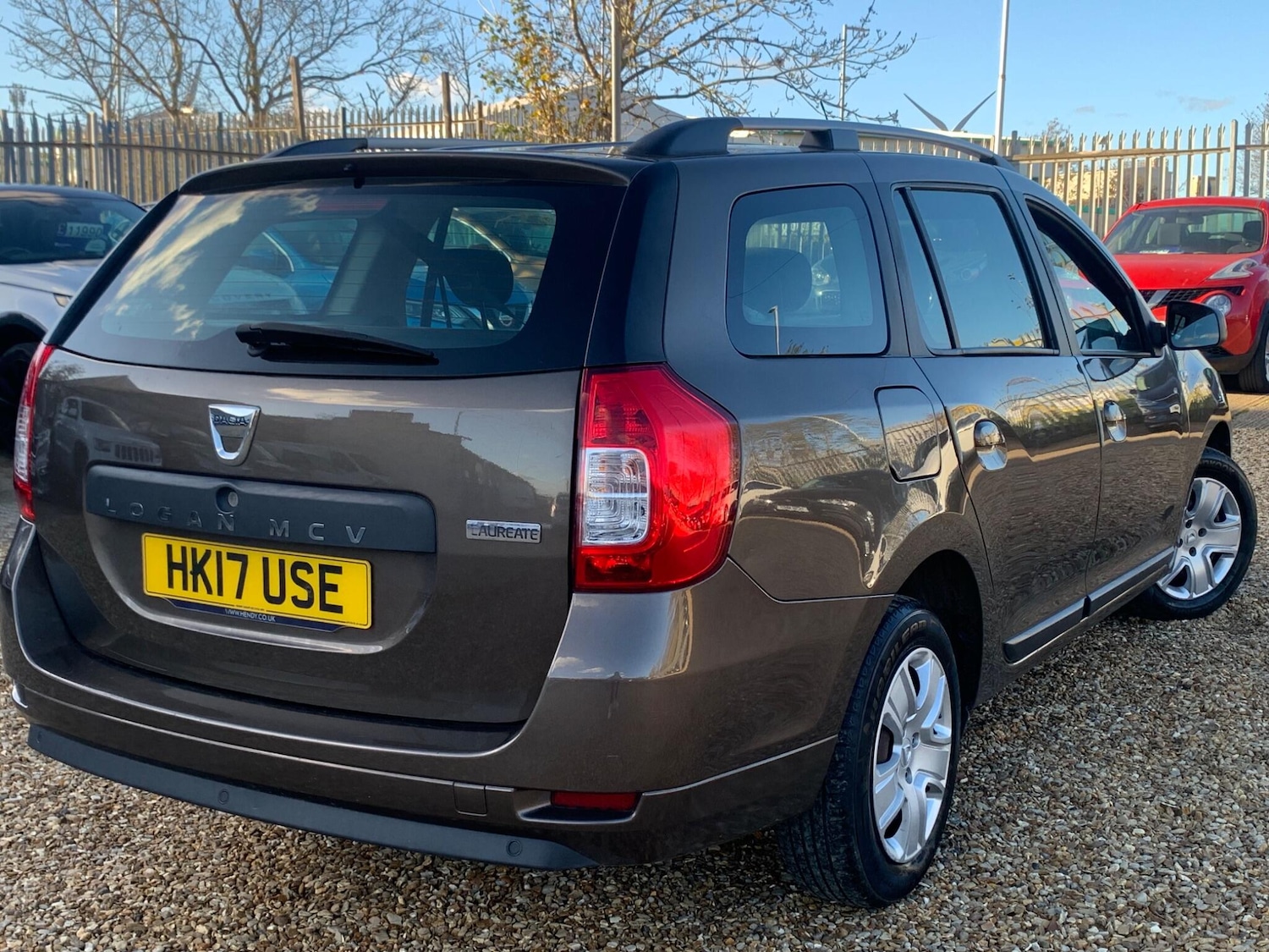 Used Dacia Logan MCV 2017 for sale - 76440879: Photo 11