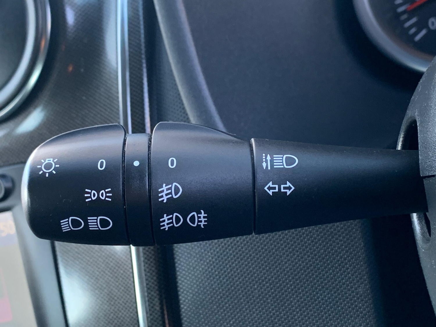 Used Dacia Logan MCV 2017 for sale - 76440879: Photo 30