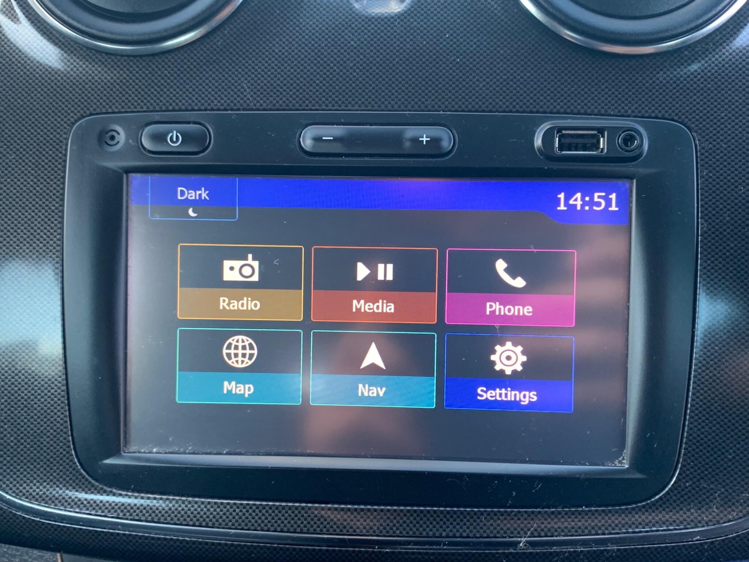 Used Dacia Logan MCV 2017 for sale - 76440879: Photo 36