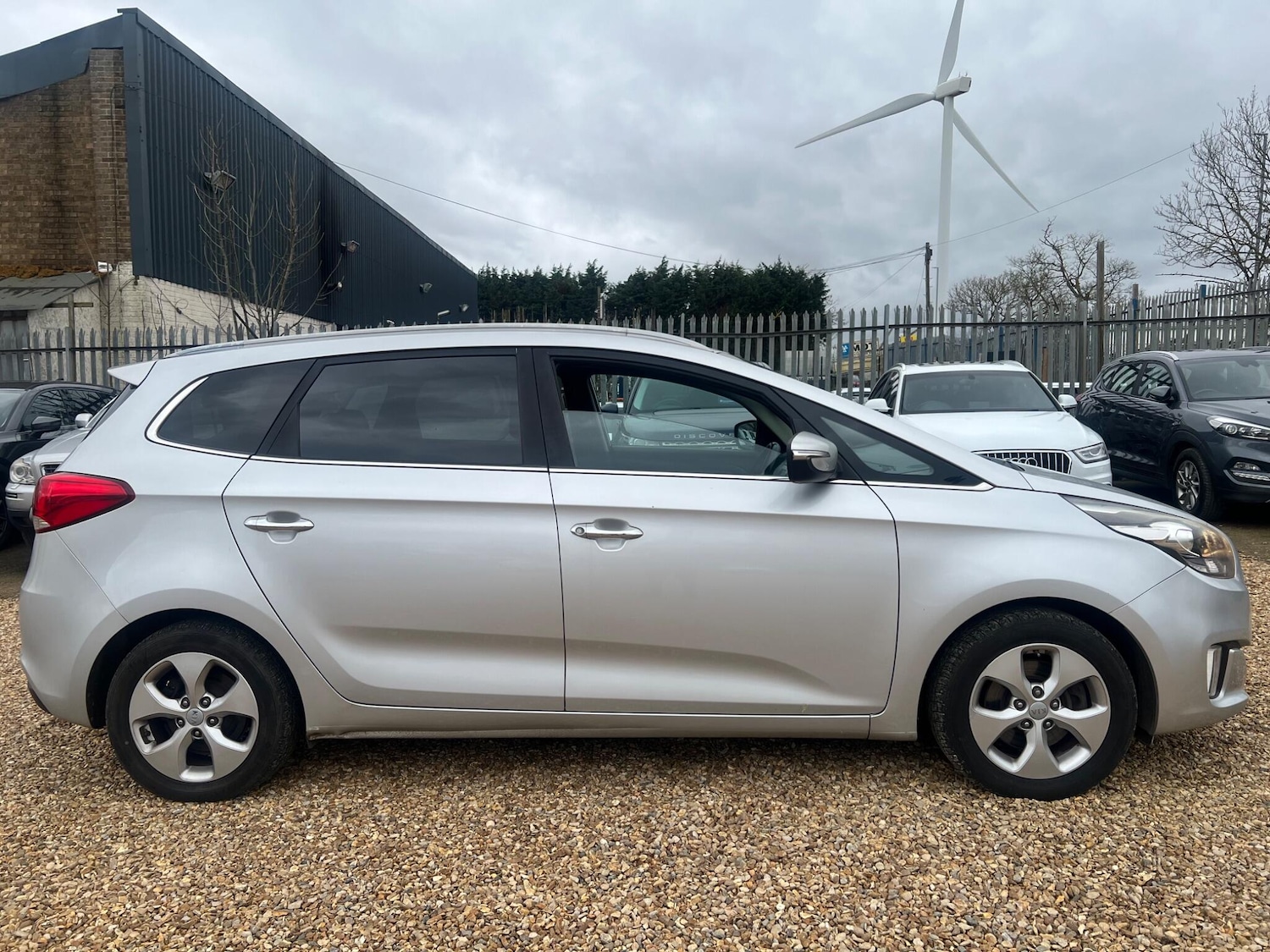 Used Kia Carens 2014 for sale - 77645711: Photo 11