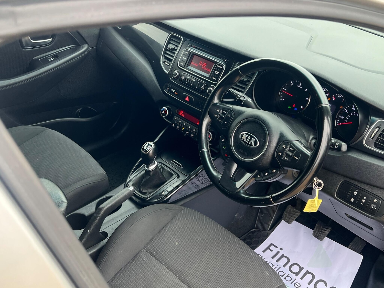 Used Kia Carens 2014 for sale - 77645711: Photo 27