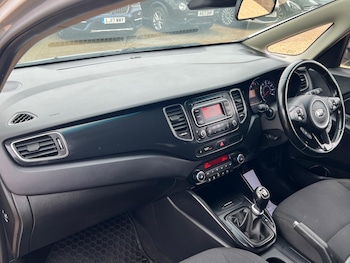 Used Kia Carens 2014 for sale - 77645711: Photo