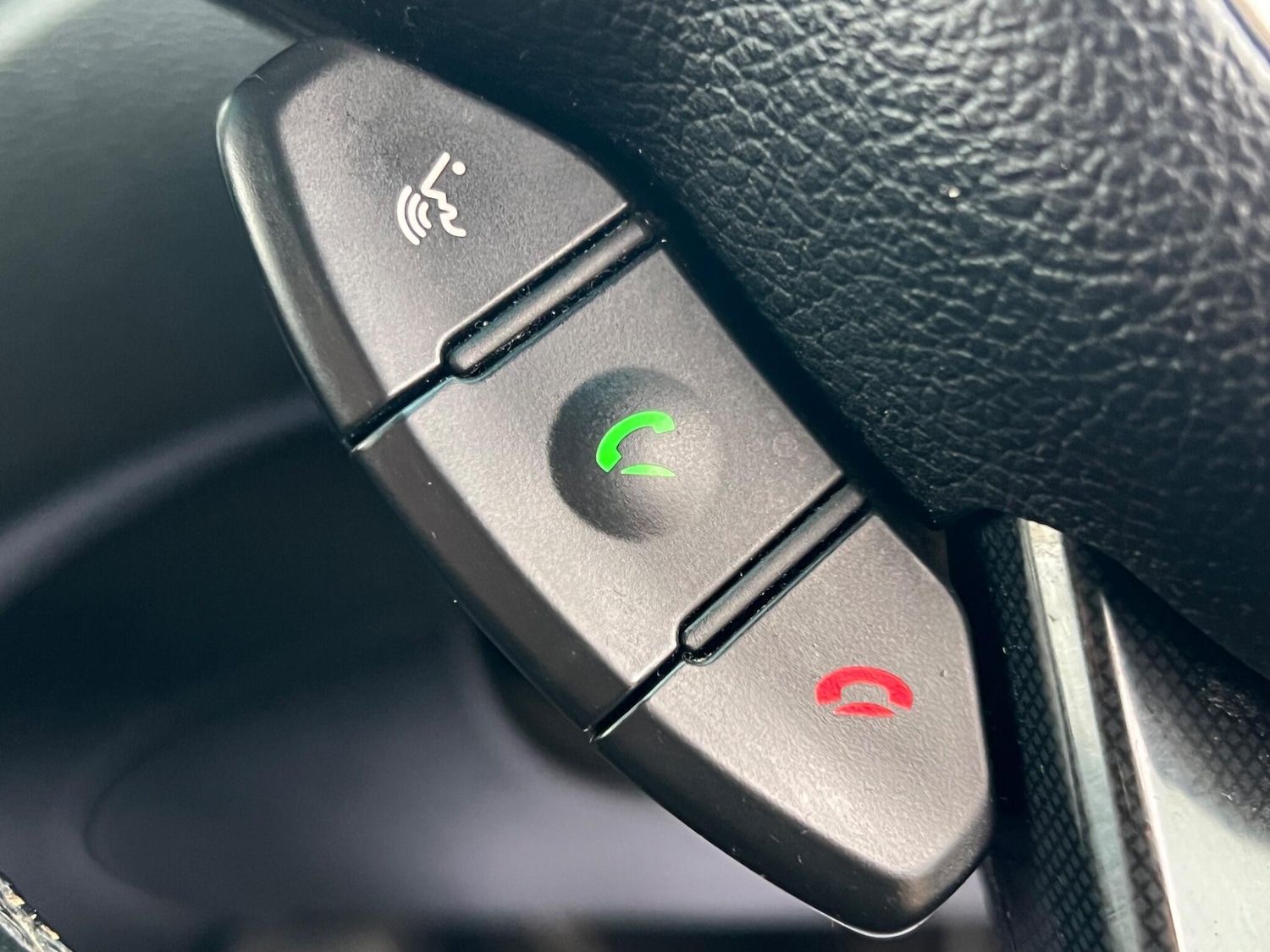 Used Kia Carens 2014 for sale - 77645711: Photo 33