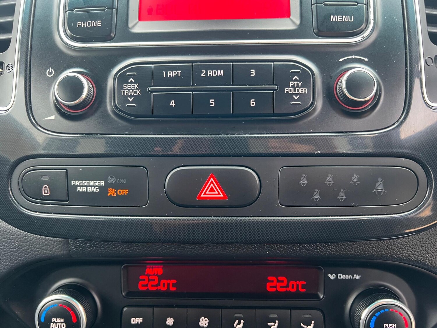 Used Kia Carens 2014 for sale - 77645711: Photo 45